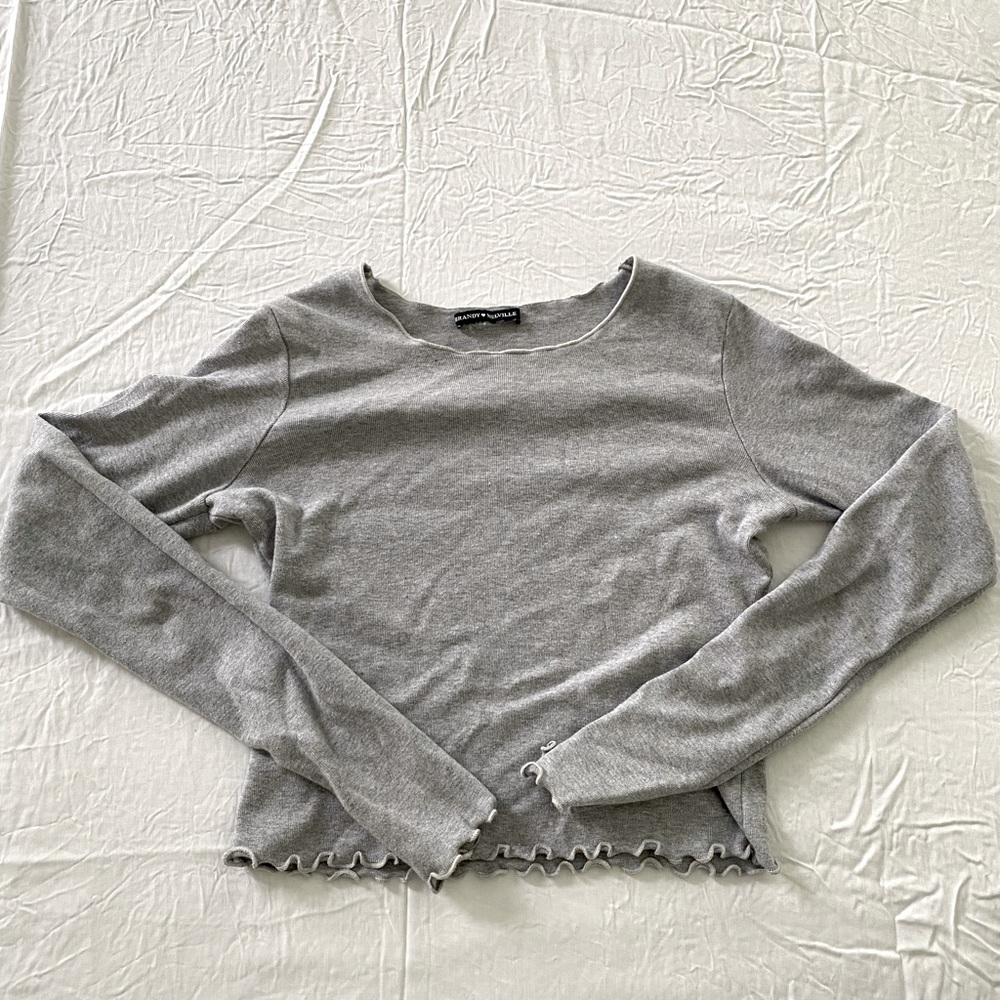 Brandy Melville ruffle sleeve shirt